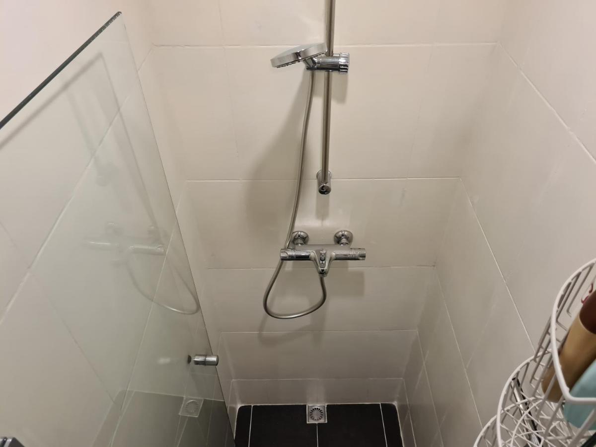 1 Bedroom 15 Min By Tram To Amsterdam Centre! Ngoại thất bức ảnh