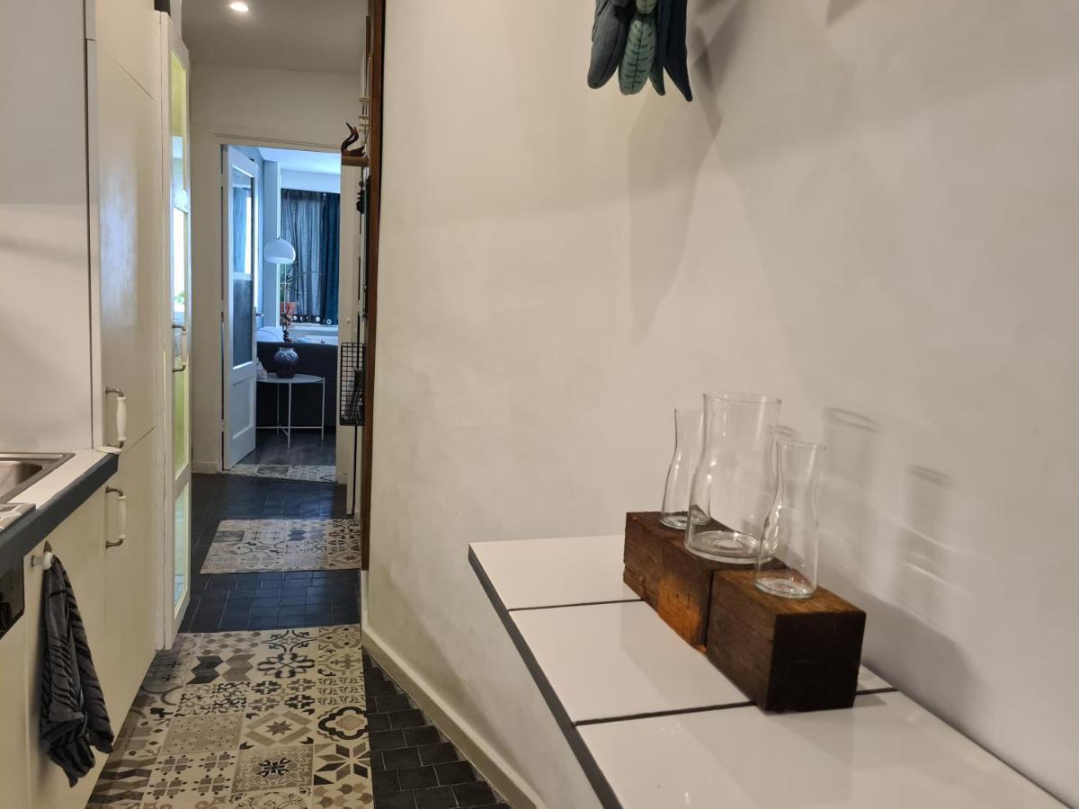 1 Bedroom 15 Min By Tram To Amsterdam Centre! Ngoại thất bức ảnh